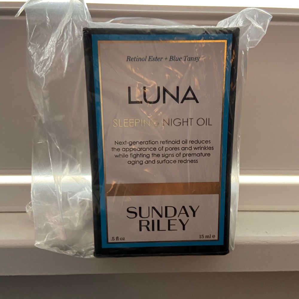 Sunday Riley Luna Night Oil